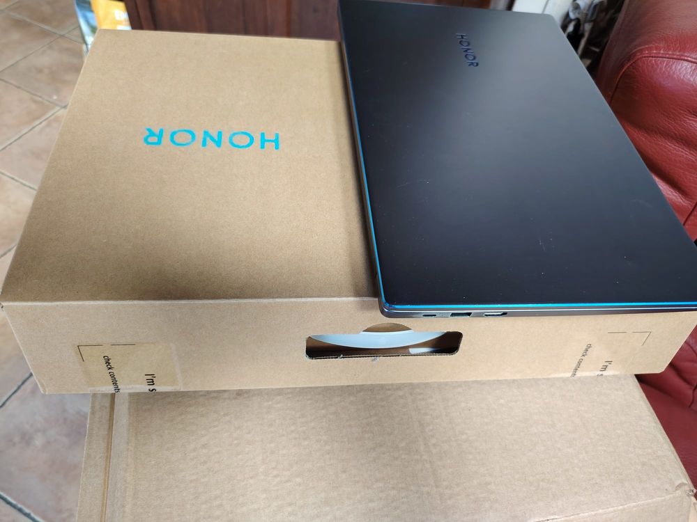 HONOR MagicBook 15 2021 Matériel informatique
