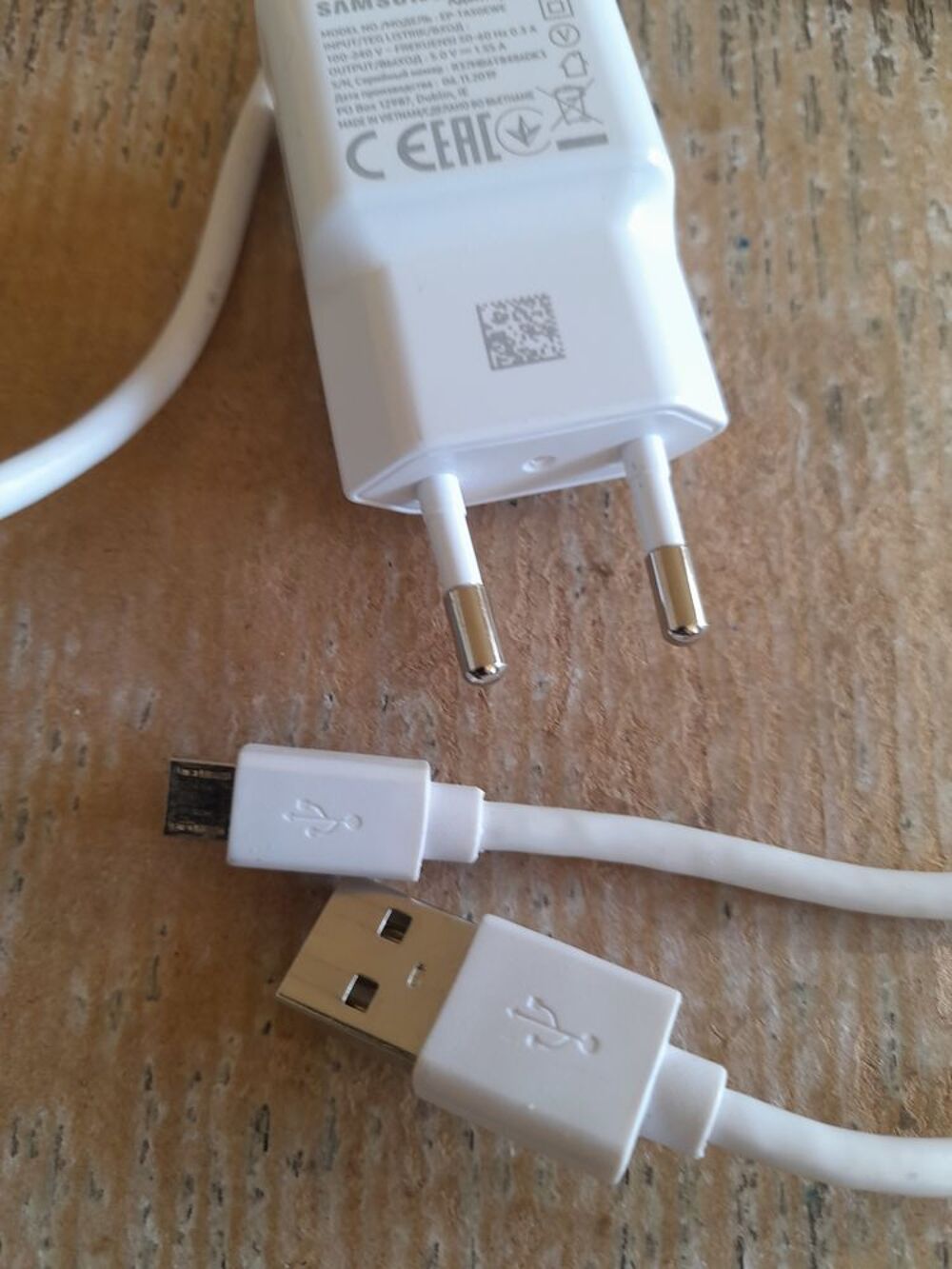 Chargeur SAMSUNG Téléphones et tablettes