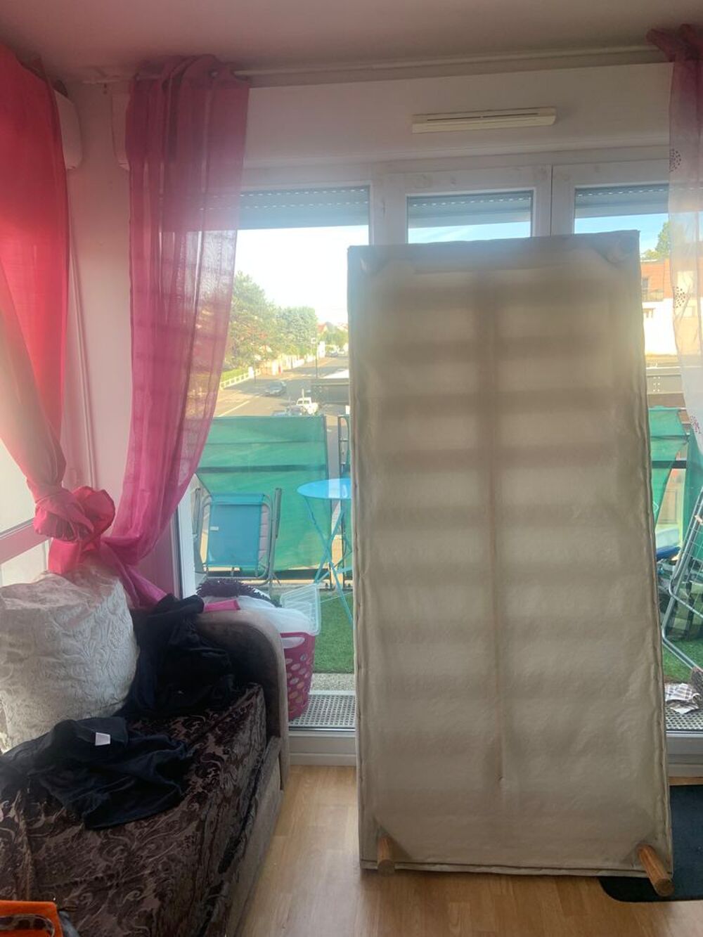 BONJOUR SOMMIER 
A RETIRER SUR PLACE 
PALAISEAU Bricolage