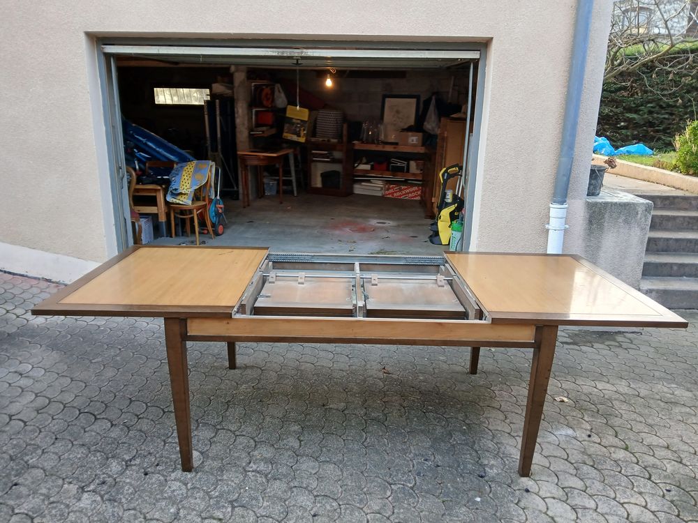 Table &agrave; manger Meubles