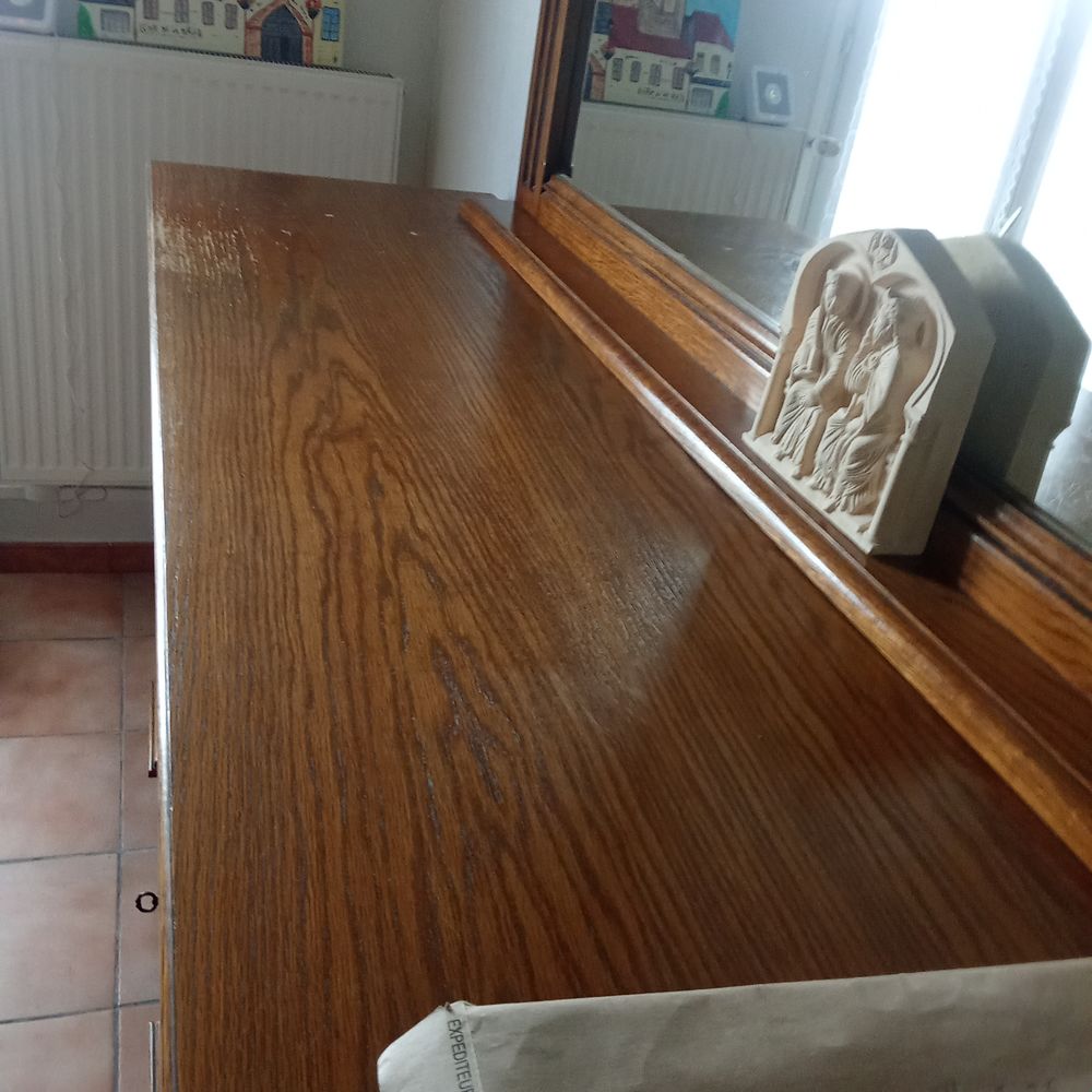 Babut pas plus le miroir 
Longueur 240 cm
Largeur 56 Meubles