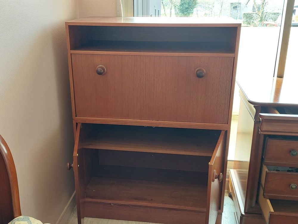 Secr&eacute;taire Placard 200 € Meubles