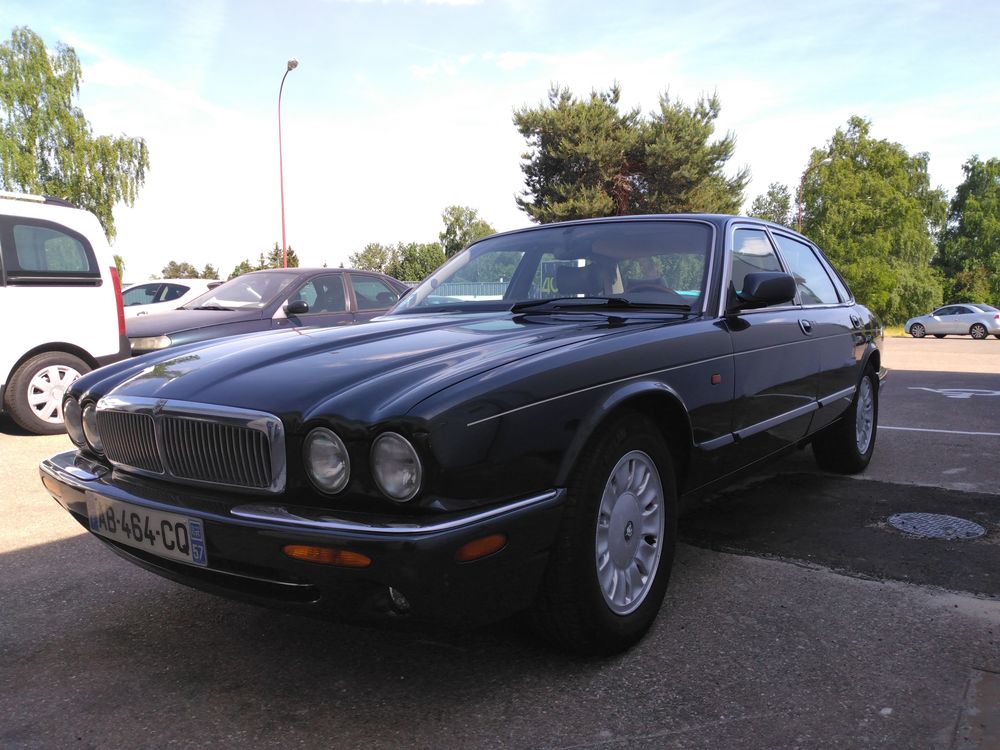 XJ Sovereign 3.2 A 1997 occasion 57160 Moulins-lès-Metz