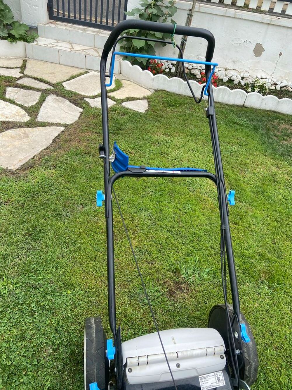 tondeuse thermique Jardin