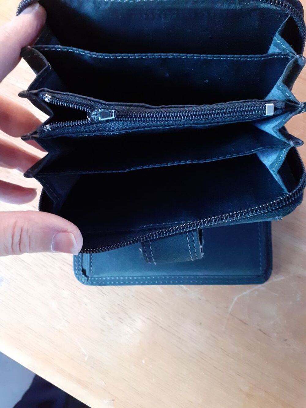 Porte Feuille Elyston neuf Maroquinerie