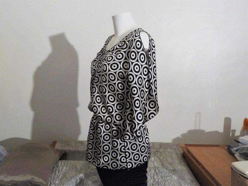Tunique 100% Soie avec Ronds Noir et Blanc- Sergio Mimrani Vêtements