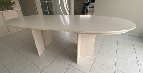 Ensemble table + 4 chaises 490 Toutlemonde (49)