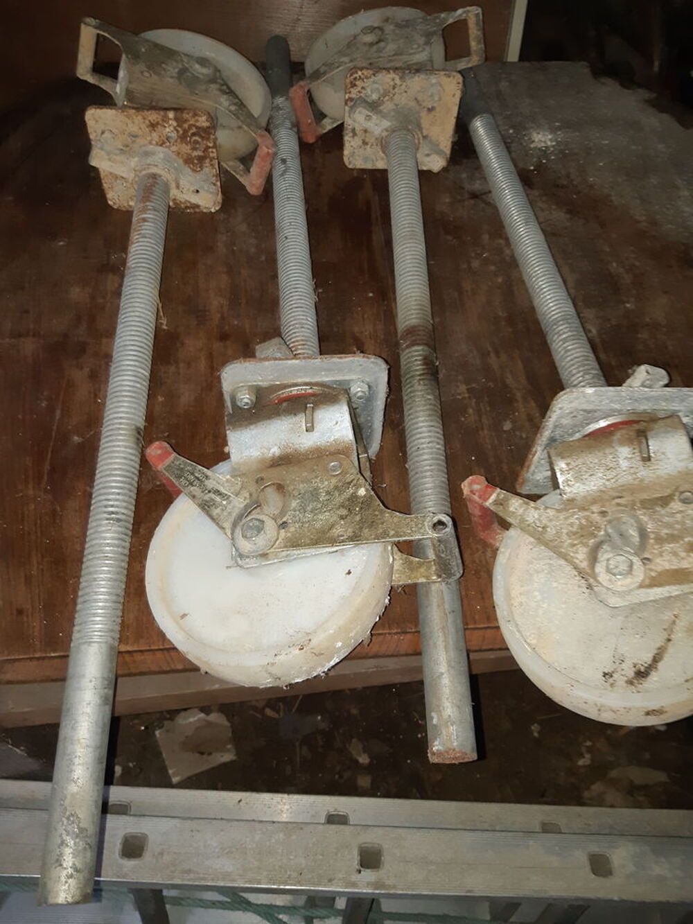 Roue pour &eacute;chafaudage Bricolage