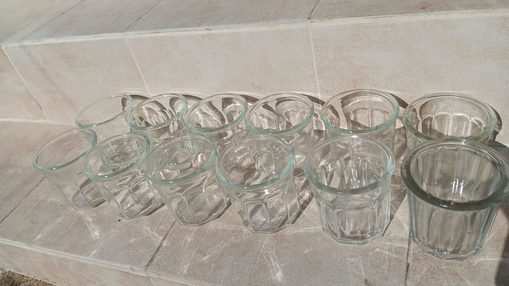 Lot de 12 Pots &agrave; confiture ancien : Cuisine