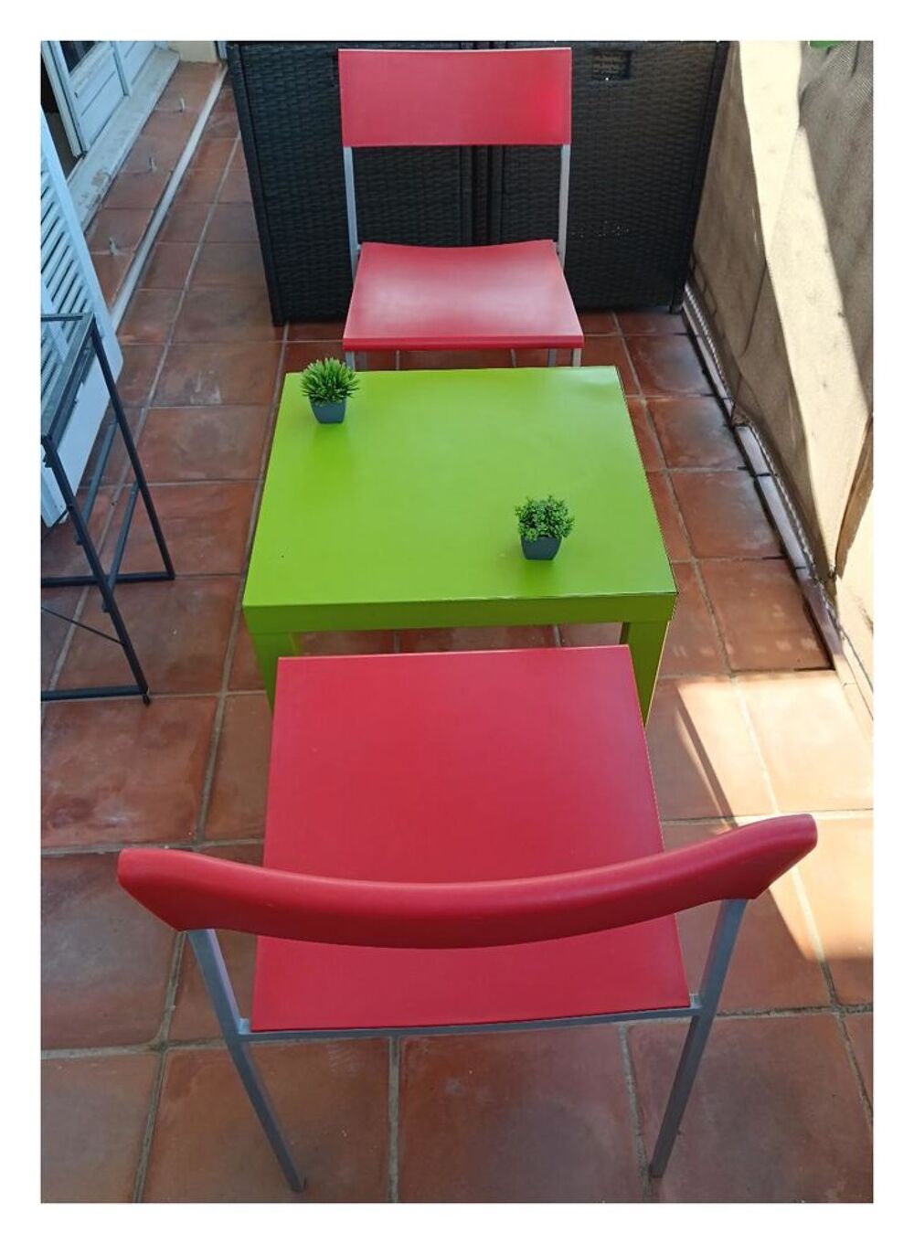 Chaises rouges Midia du fabricant italien Bontempi Casa Meubles