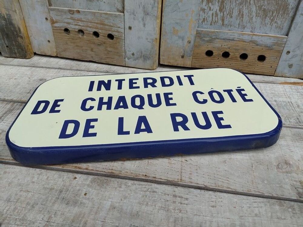 Plaque &Eacute;maill&eacute;e Interdit de Chaque Cot&eacute; de la Rue ca1960
