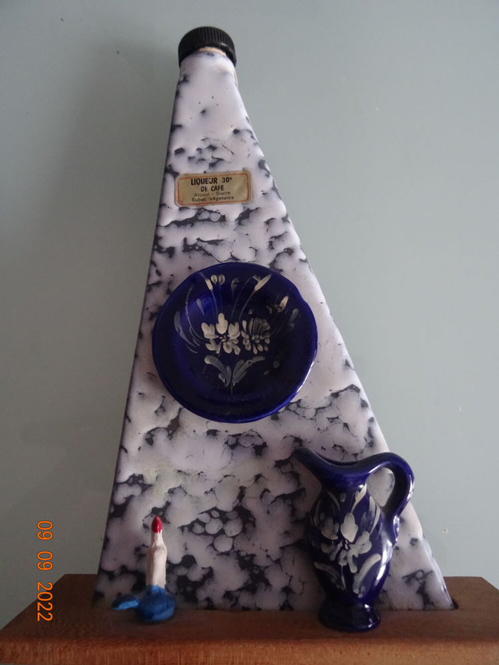 bouteille GARNIER chemin&eacute;e. Décoration