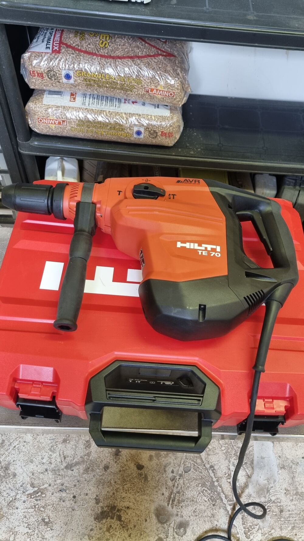 Perforateur burineur hilti te70-avr etat neuf Bricolage