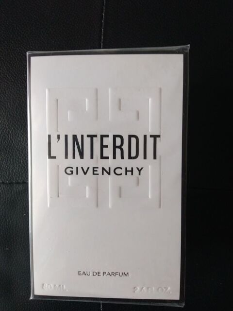 Flacon de parfum Interdit de Givenchy 50 Marseille 8 (13)