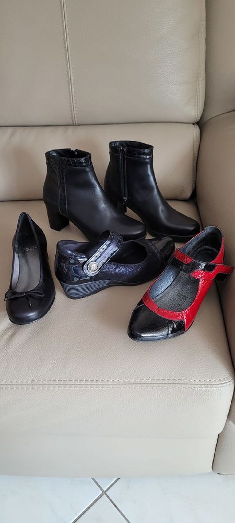4 paires chaussures neuves Chaussures