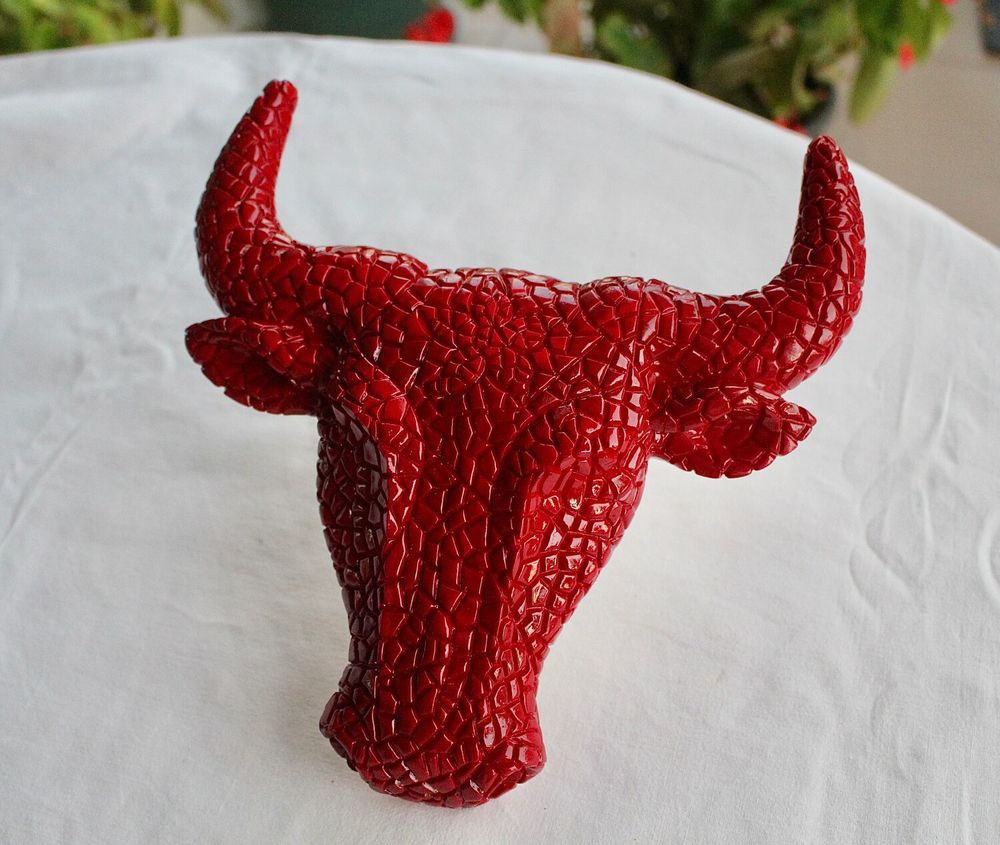 " T&Ecirc;TE DE TORO " Décoration