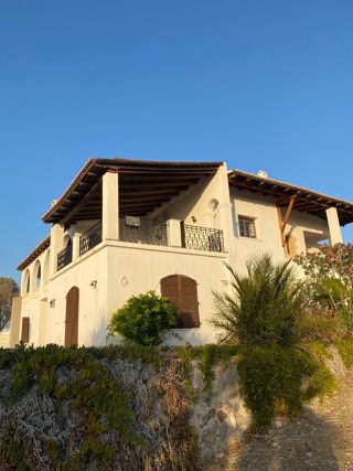 Location  Maison - Villa 