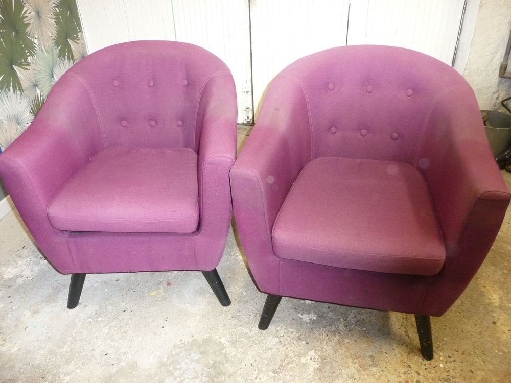  2 FAUTEUILS TISSUS AUBERGINE Meubles