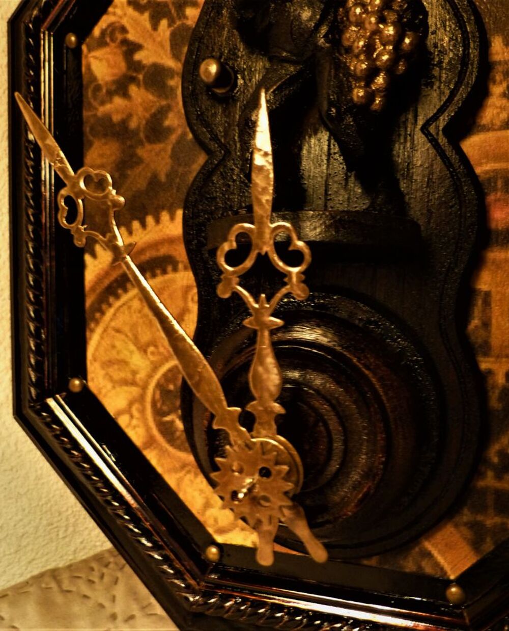 Tableau Octogonal "LITTLE WINEMAKER" Steampunk Décoration