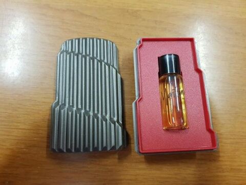 miniature de parfum 4 Cavaillon (84)