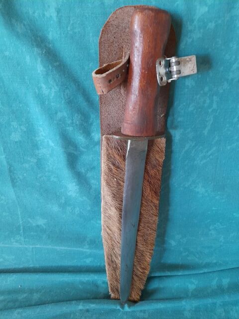 dague de chasse ancienne 60 Bourgneuf-en-Retz (44)
