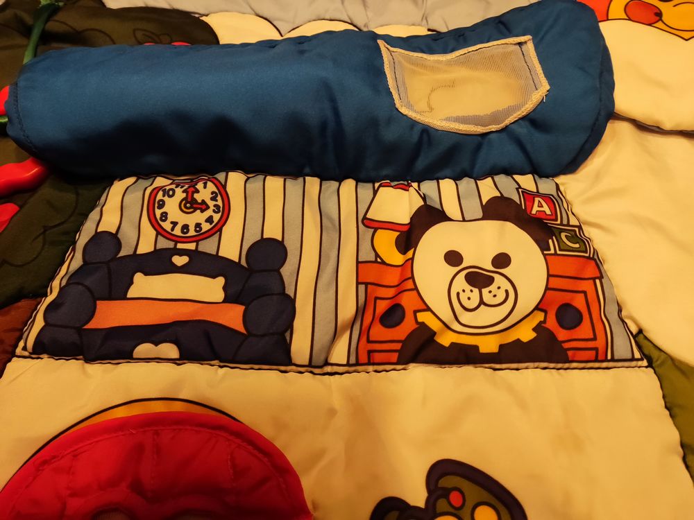 tapis d'&eacute;veil Jeux / jouets