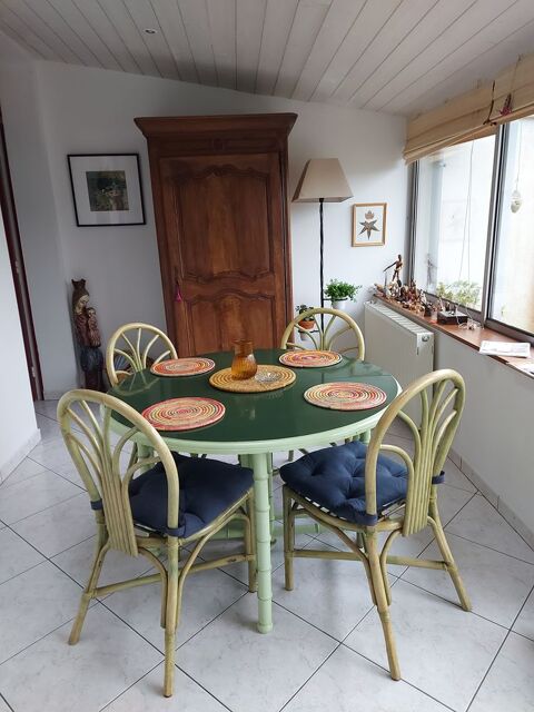 Table avec rallonge en rotin et ses 6 chaises. 50 Gu�rande (44)