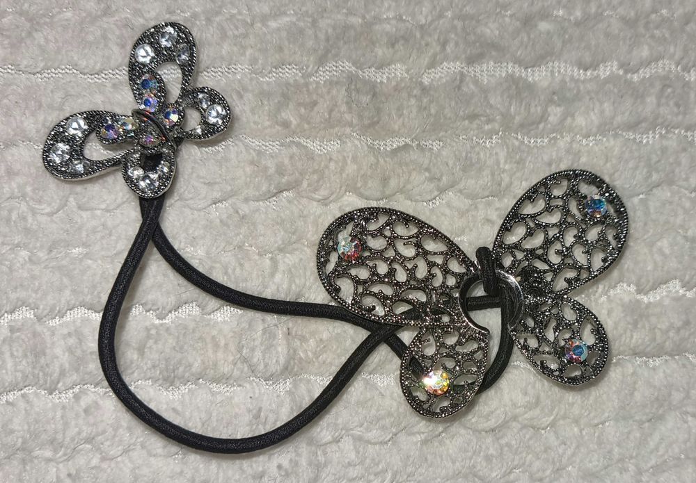 Lot de 2 Elastique &agrave; cheveux avec papillon strass Bijoux et montres