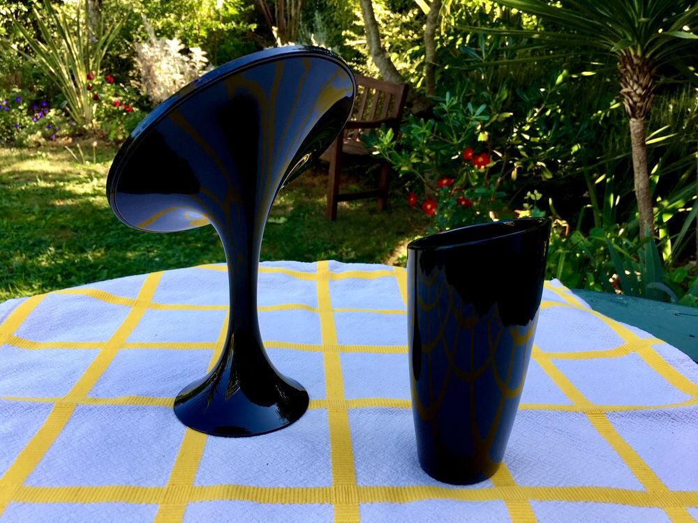 Miroir grossissant et Porte-brosse &agrave; dents SAKU pour COSMIC Décoration
