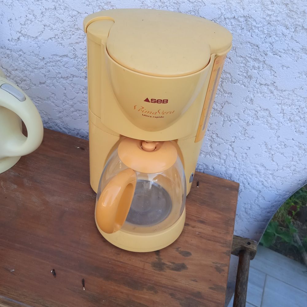 Cafeti&egrave;re Seb mod&egrave;le Prima Serra Jaune Electroménager