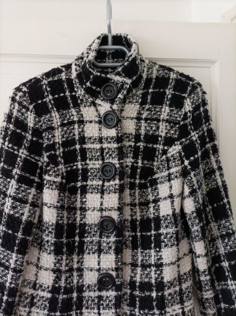 Veste courte en lainage 9 Troyes (10)