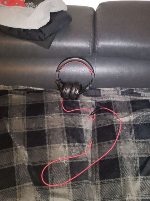 casque audio wicked 50 Marseille 4 (13)