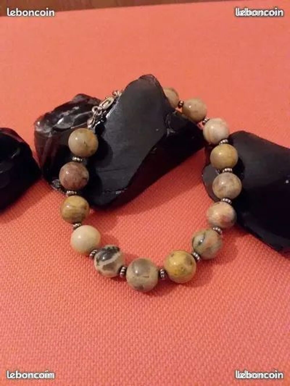 Bracelet en perle d ' agate beige crazy lace Bijoux et montres