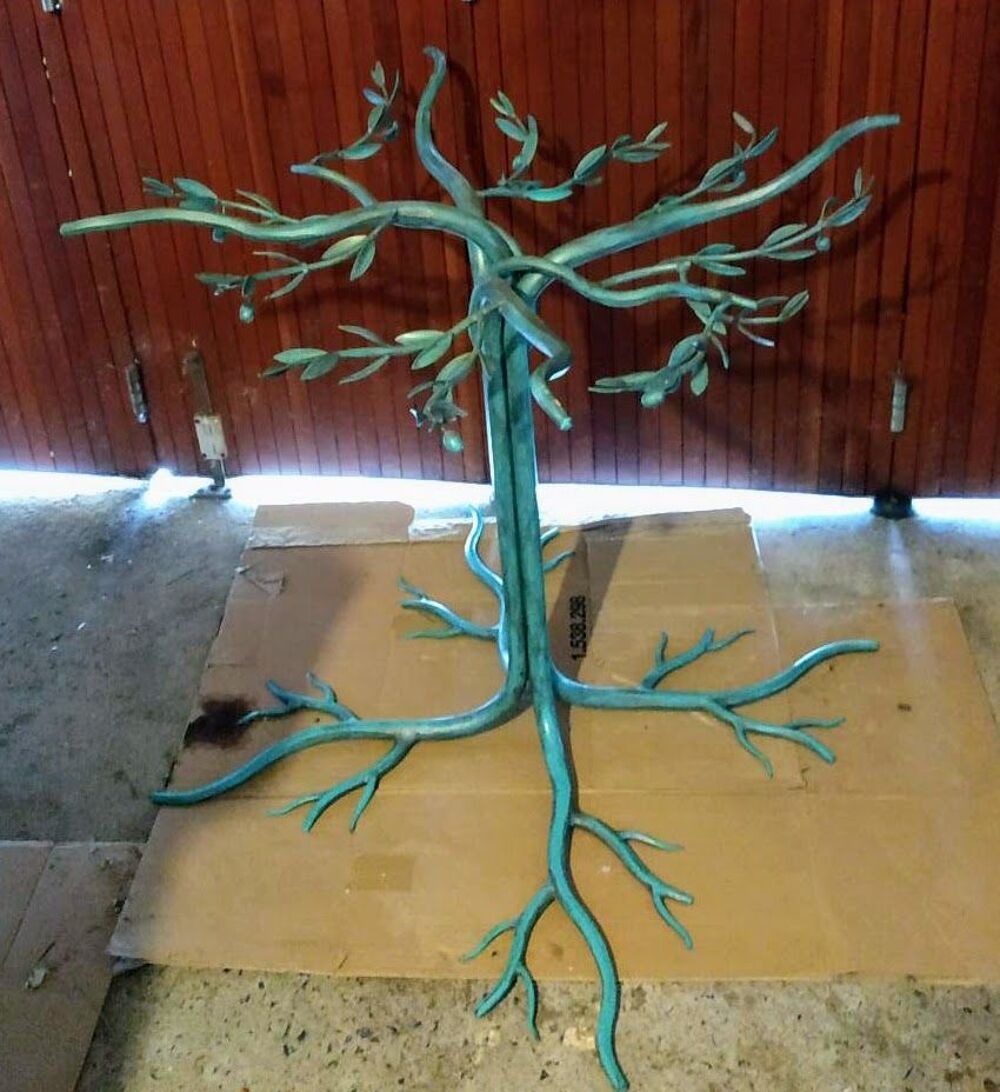 table de salle &agrave; manger en fer forg&eacute; pi&egrave;ce unique Meubles