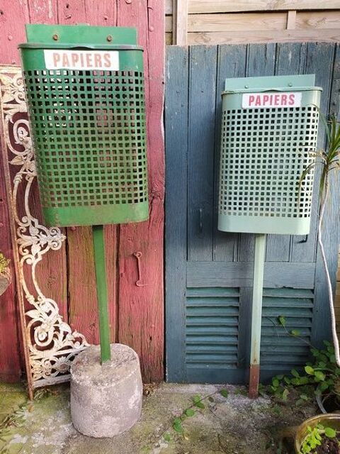 Ancienne Corbeille Papier de Jardin Public Poubelle Vintage 80 Loches (37)