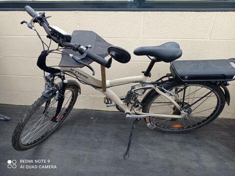 v�lo assistance electrique 36 volts 26 pouces comme neuf 
590 Anneux (59)