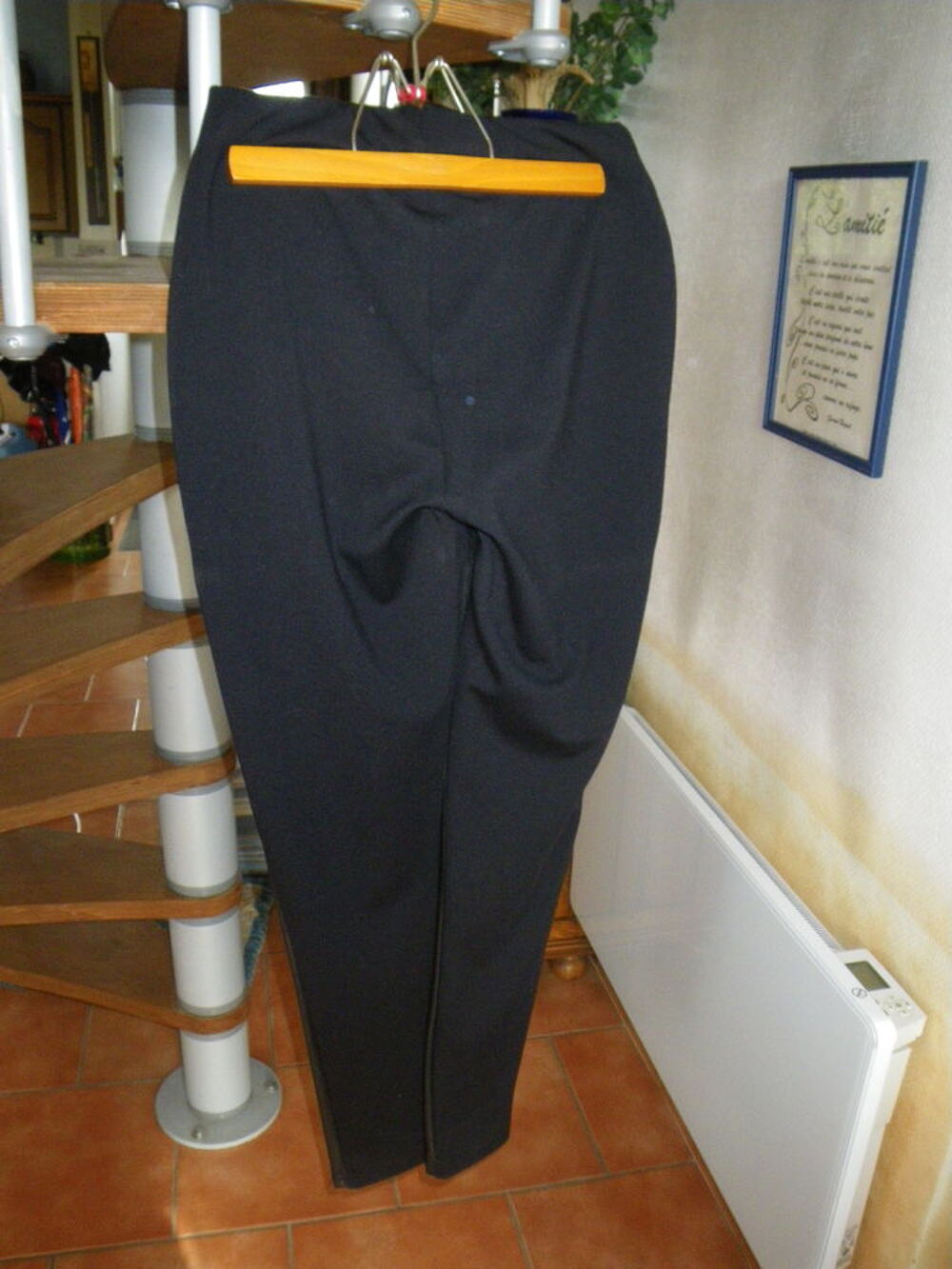 Pantalon Cuir Noir et Tissus Vêtements