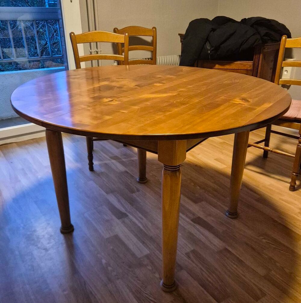 Salle &agrave; manger compl&egrave;te en merisier - Table, meubles et 6 chaises Meubles