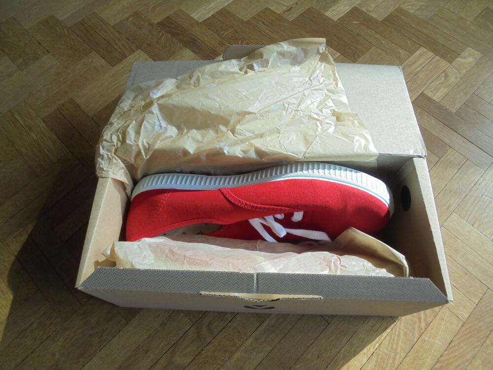 Baskets Victoria rouges Chaussures