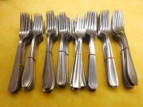 couvert en inox (l'unit�) 1 Monflanquin (47)