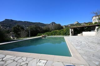  Villa à vendre 6 pièces 161 m²