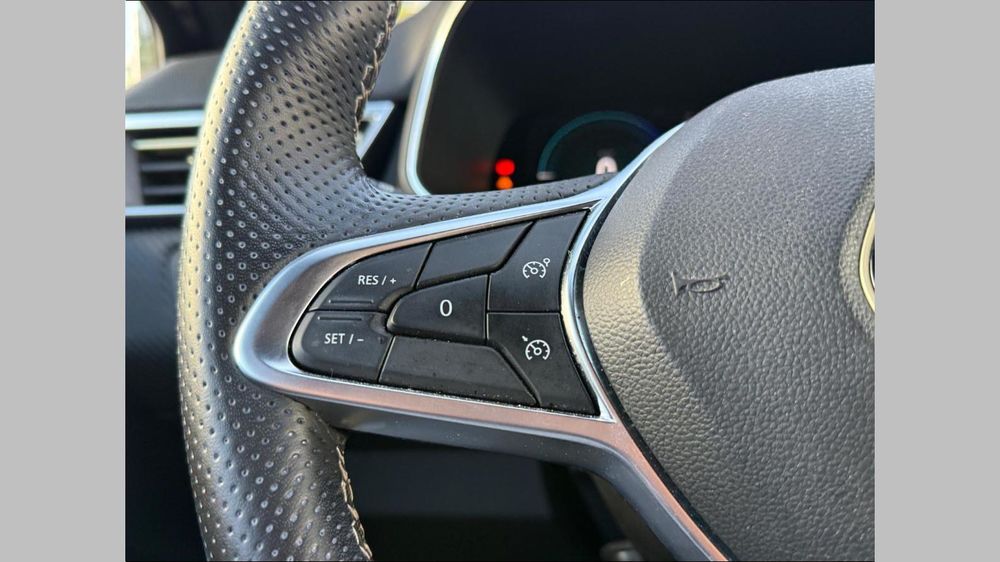 Clio V Clio E-Tech full hybrid 145 Engineered 2023 occasion 91300 Massy