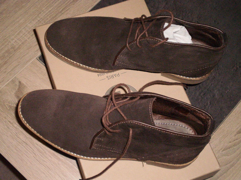 Chaussures en Daim marron taille 41 port&eacute;es une seul fois Chaussures