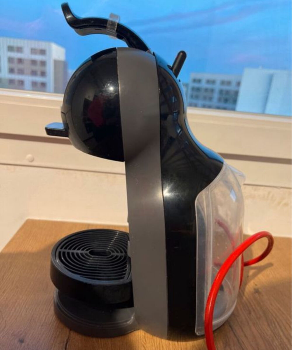 Cafeti&egrave;re dolce gusto deLonghi Electroménager