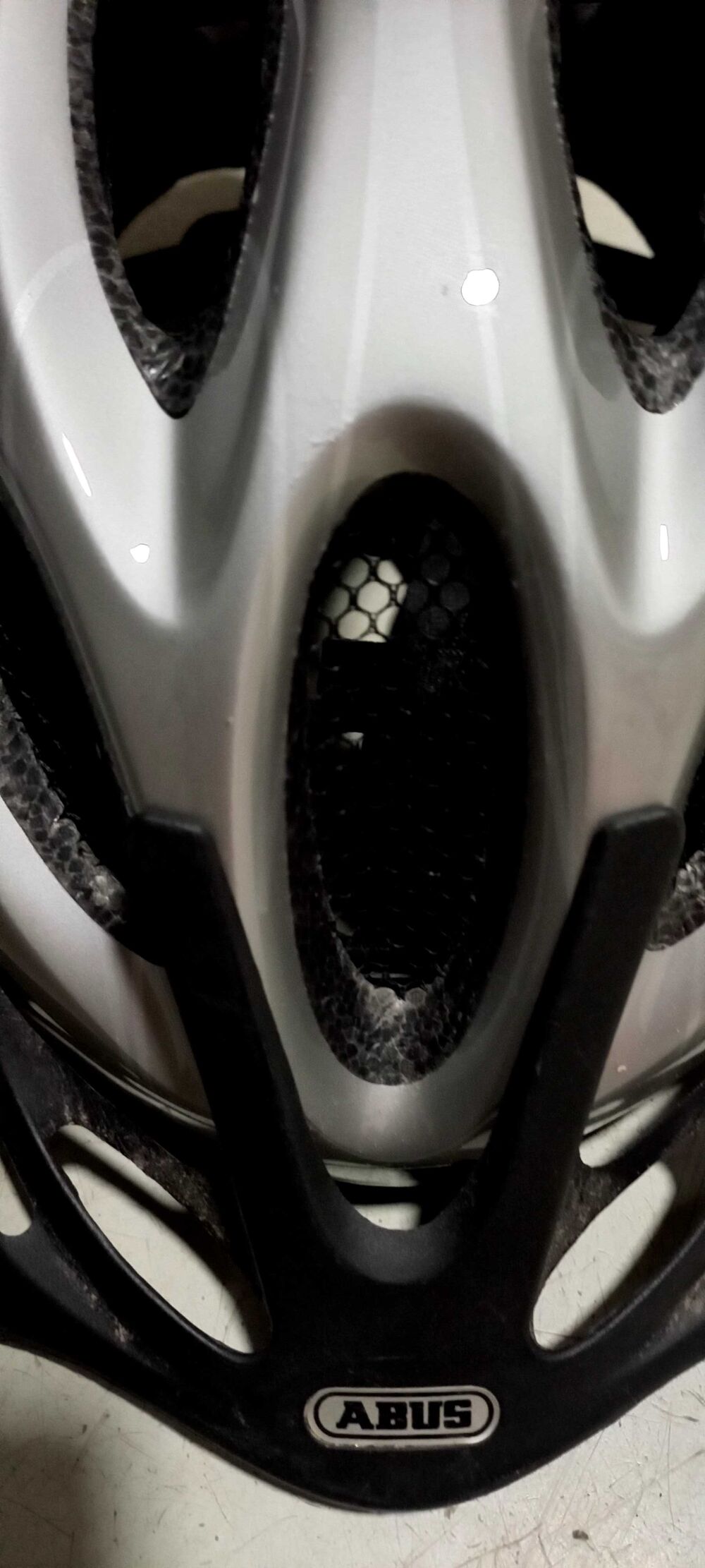 vendre plusieurs casque &agrave; v&eacute;lo pour enfant. 4  l'unit&eacute;. tr&egrave;s bonne &eacute;tat Sports