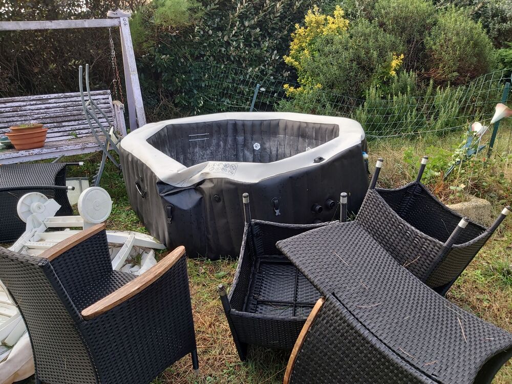 Spa Intex juin 2021 Jardin