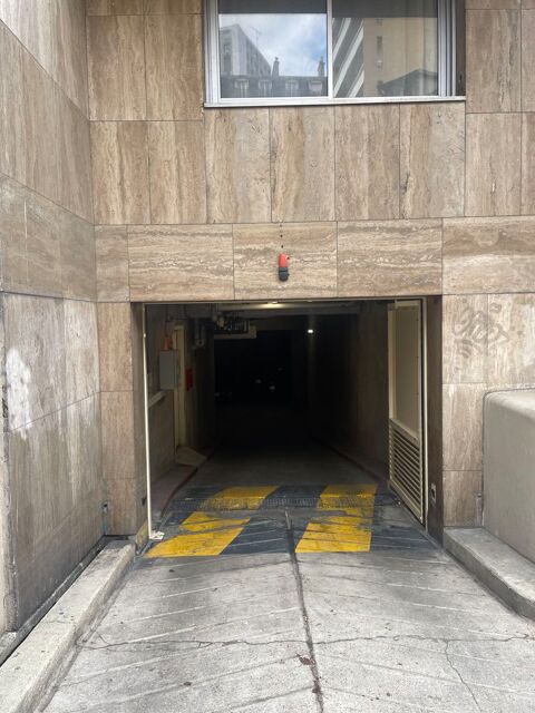 Parking / Garage  louer 12 m