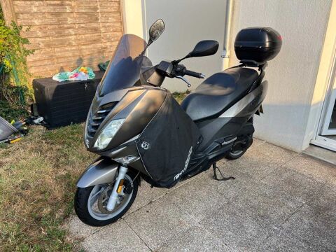 Scooter PEUGEOT 2014 occasion Brest 29200