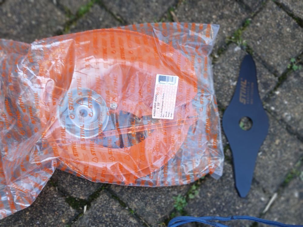 DEBROUISSAILLEUSE A BATTERIE Bricolage