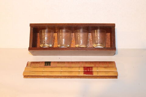Verres à liqueurs
20 Liévin (62)